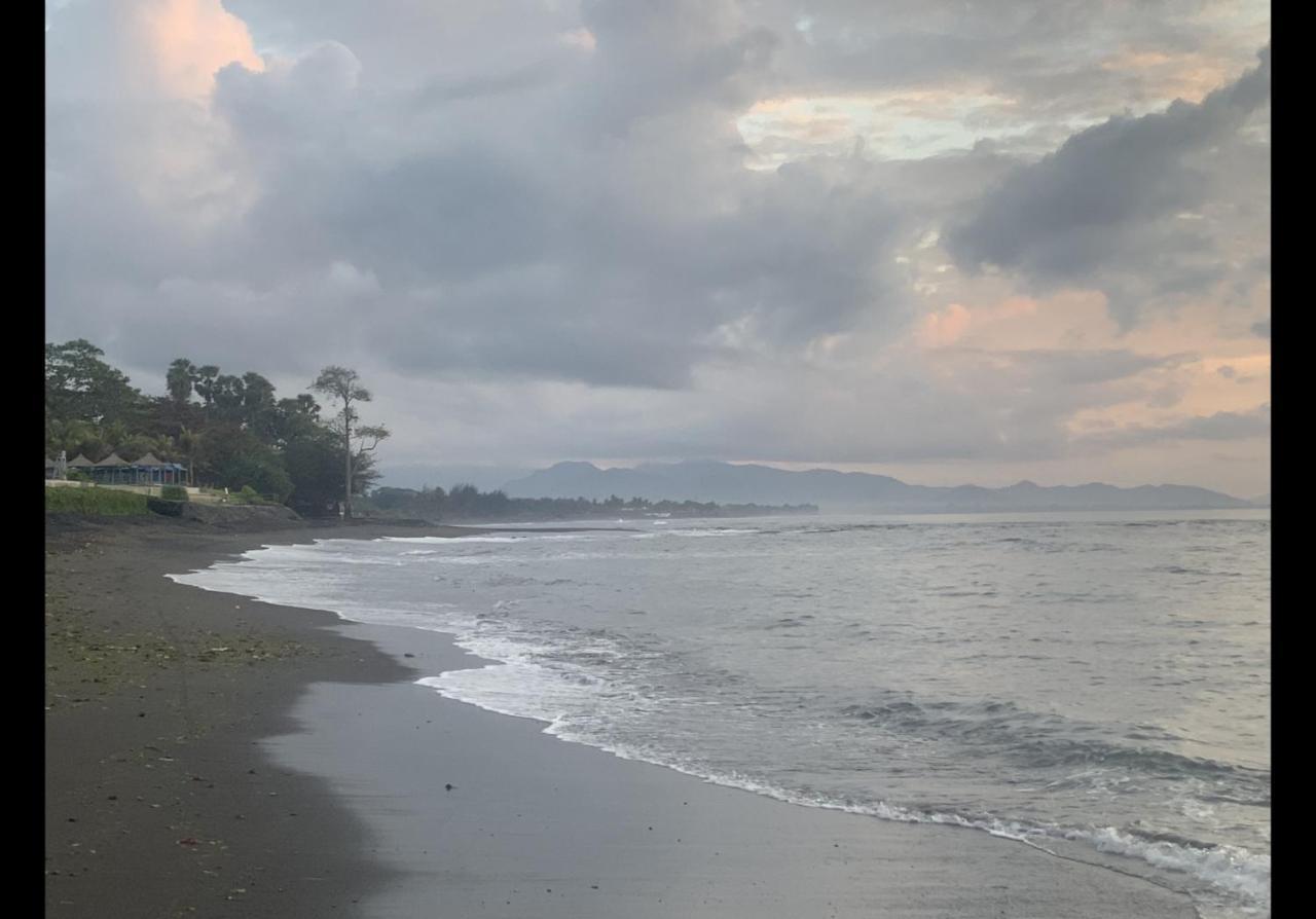 Villa Koi Keramas Bagian luar foto